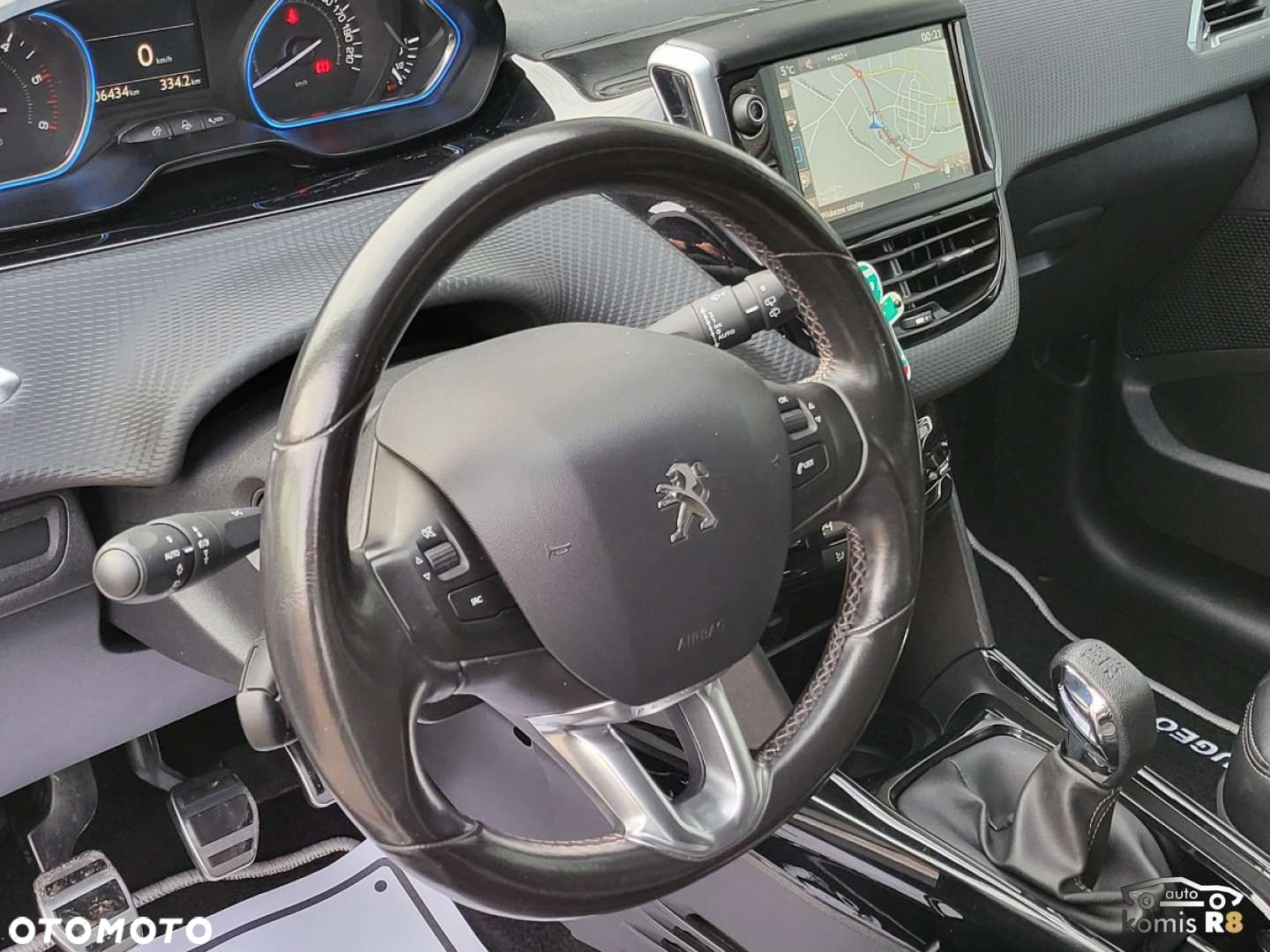 Peugeot 2008 - 12