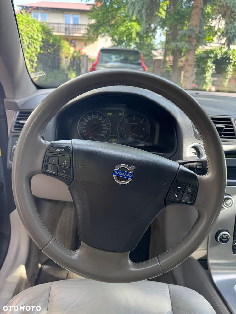Volvo C70 2.4D5 Summum - 10