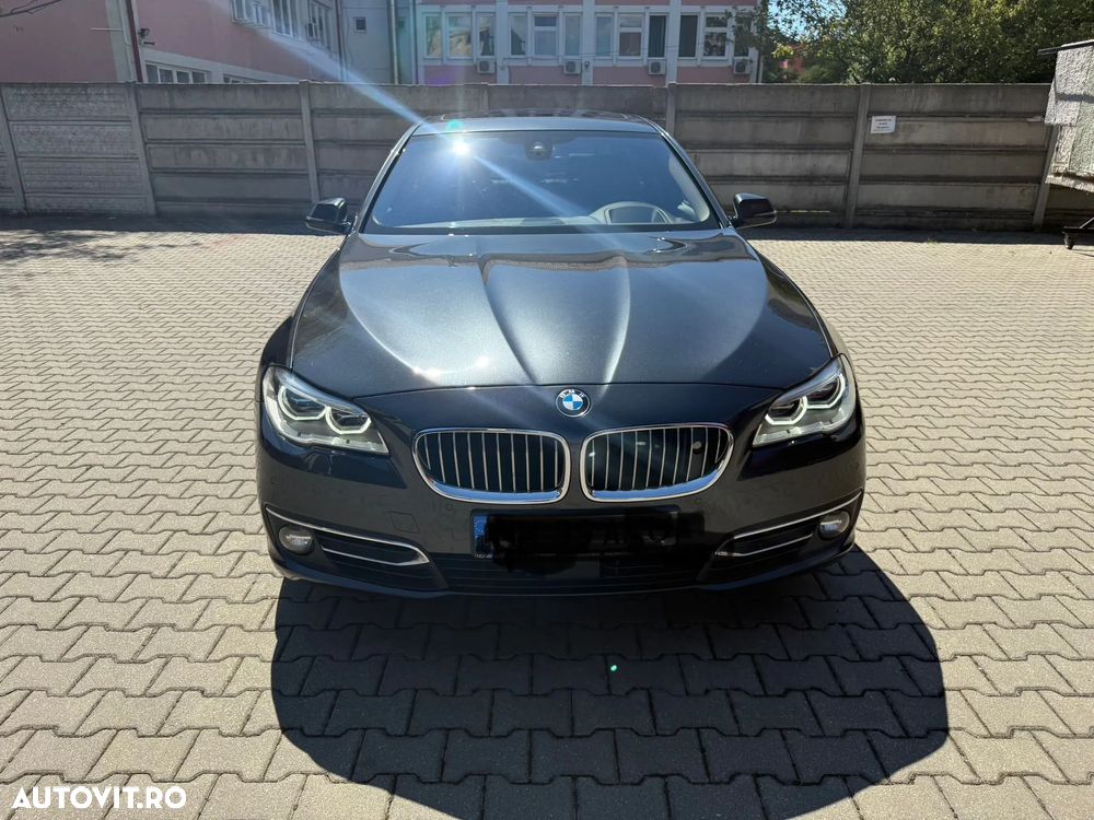 BMW Seria 5 530d xDrive AT - 10
