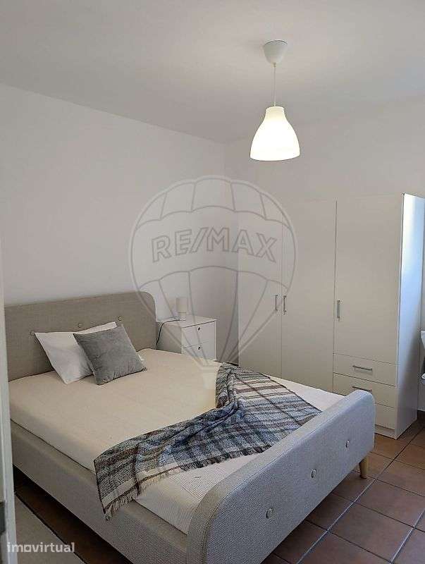 Apartamento T2 para arrendamento - Grande imagem: 2/16
