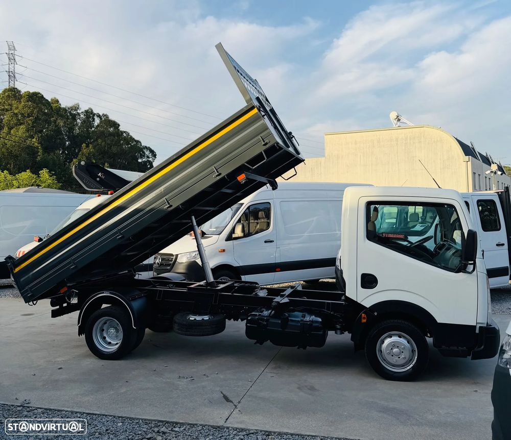 Nissan Cabstar TRIBASCULANTE - 7
