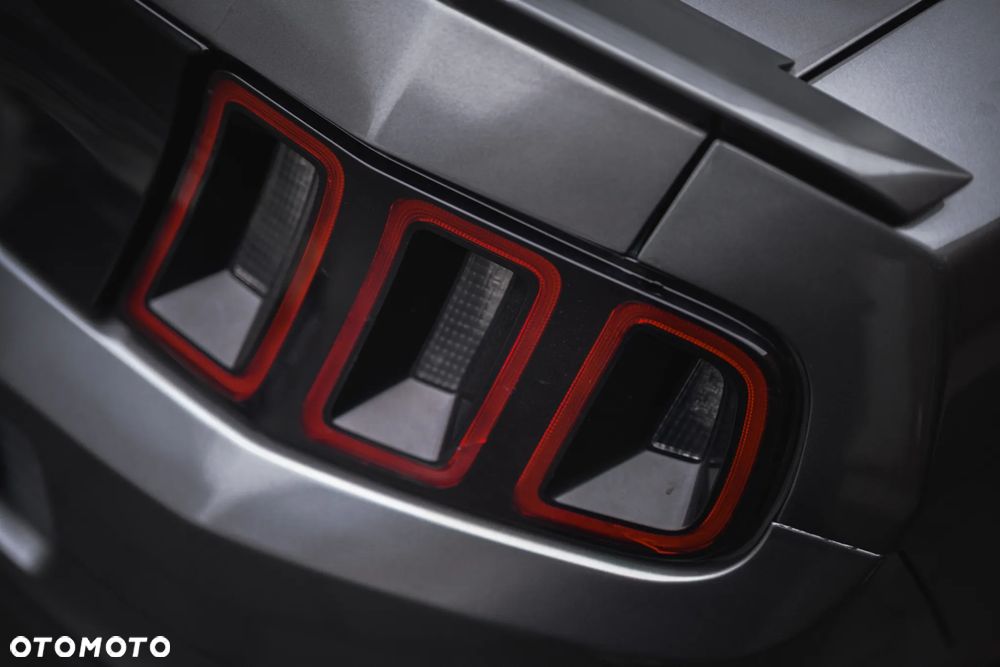 Ford Mustang 3.7 V6 Premium - 18