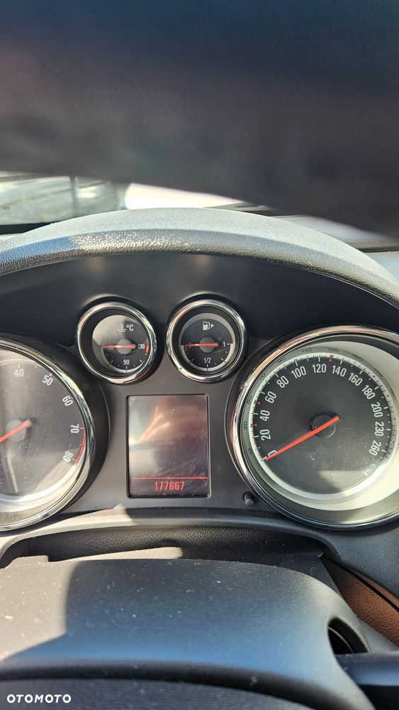 Opel Astra 1.4 T Cosmo - 1