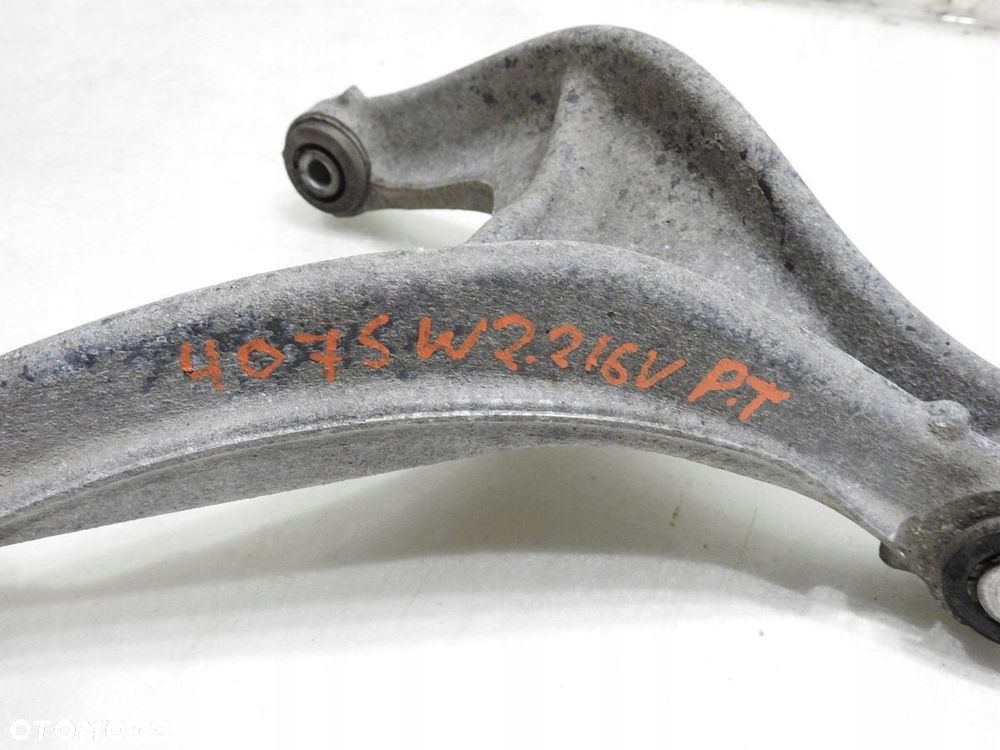 WAHACZ PRAWY TYŁ PEUGEOT 407 SW 2.2 16V - 6