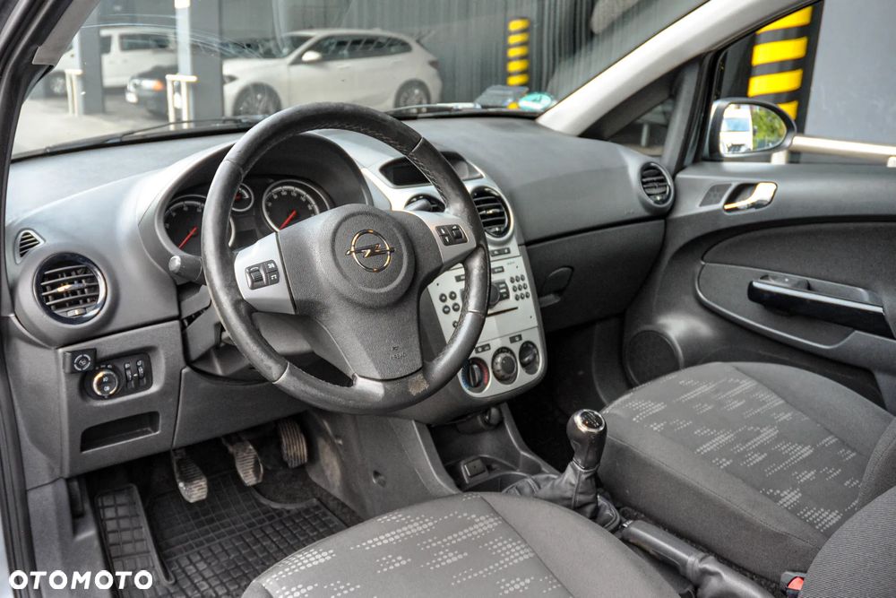 Opel Corsa - 9