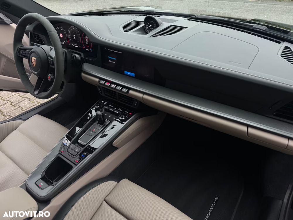 Porsche 911 Carrera S PDK - 15