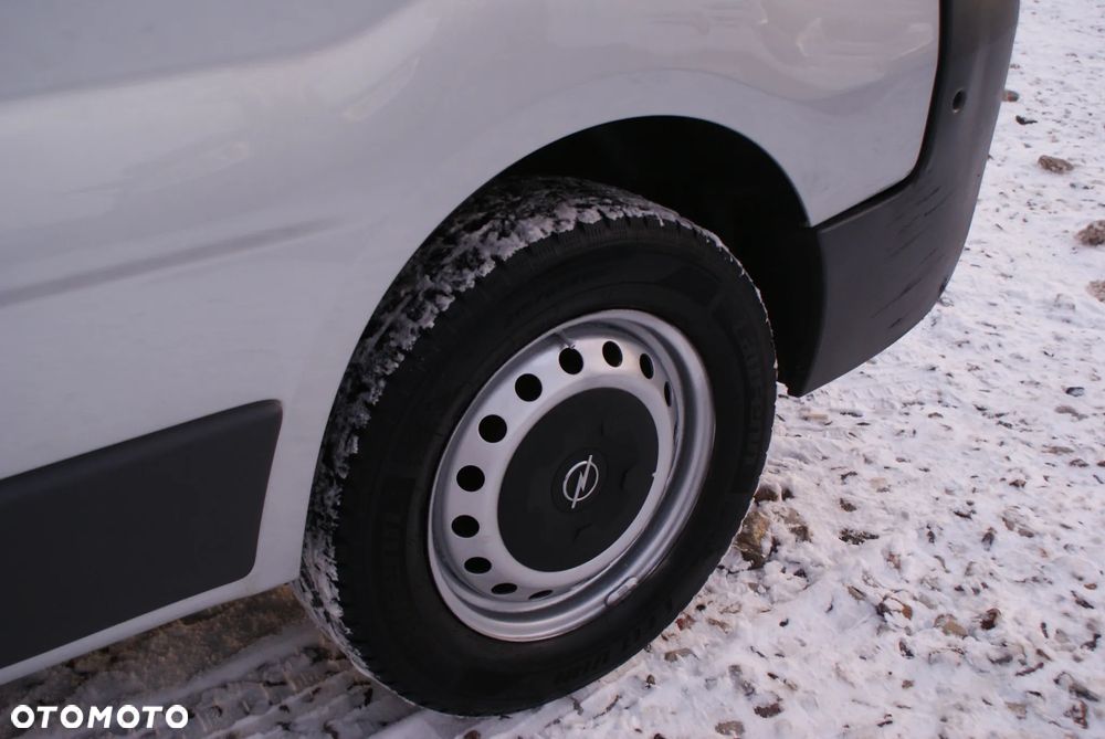 Opel Vivaro - 27