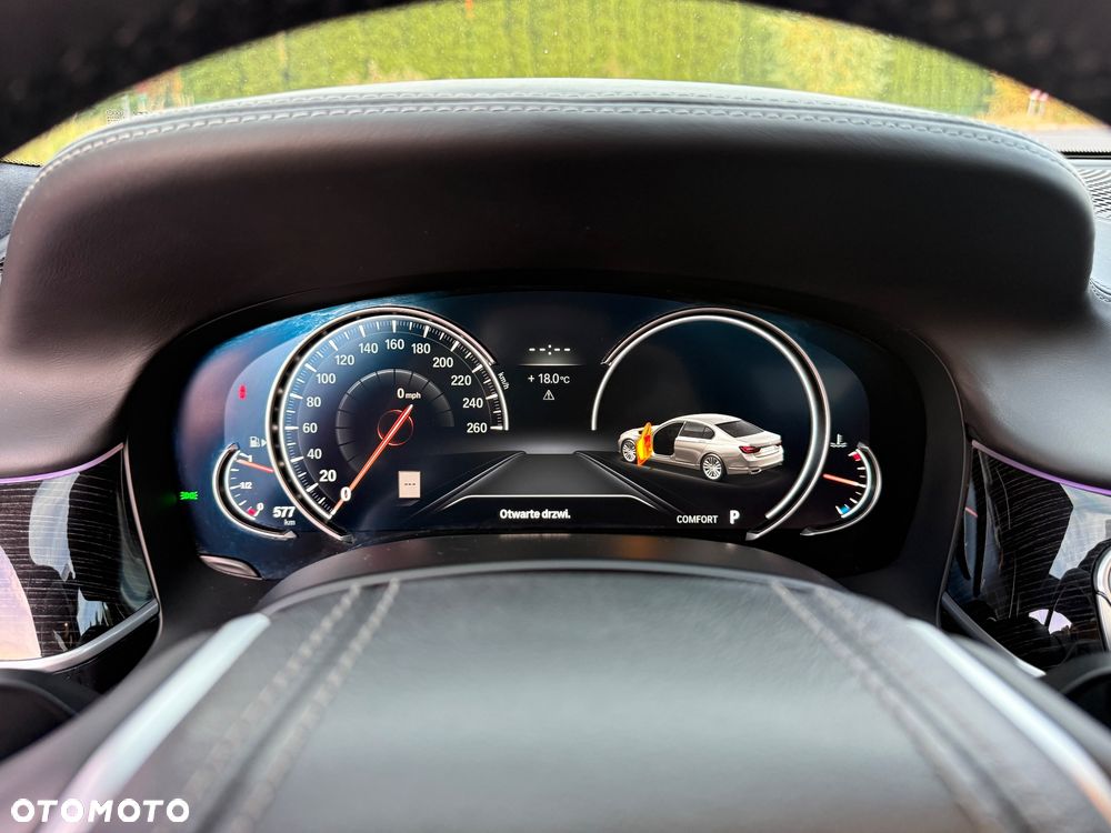 BMW Seria 7 750Li xDrive Edition Exclusive - 25