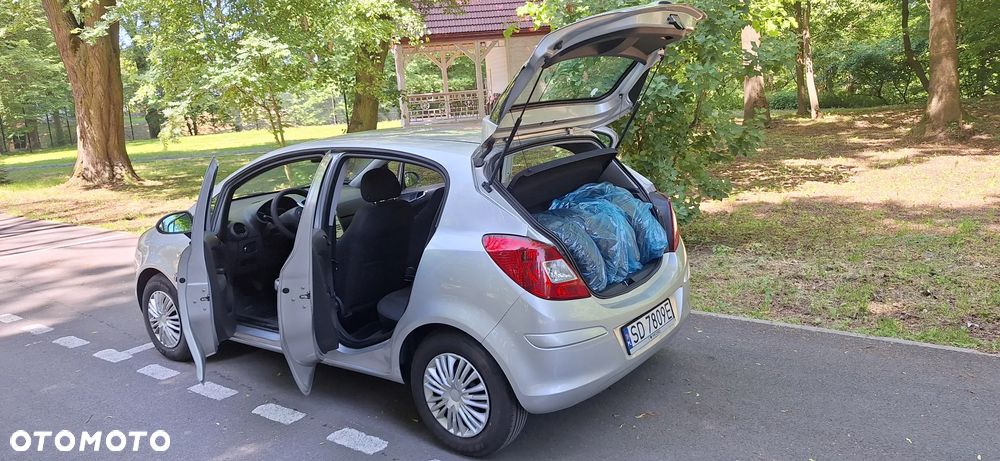 Opel Corsa - 23