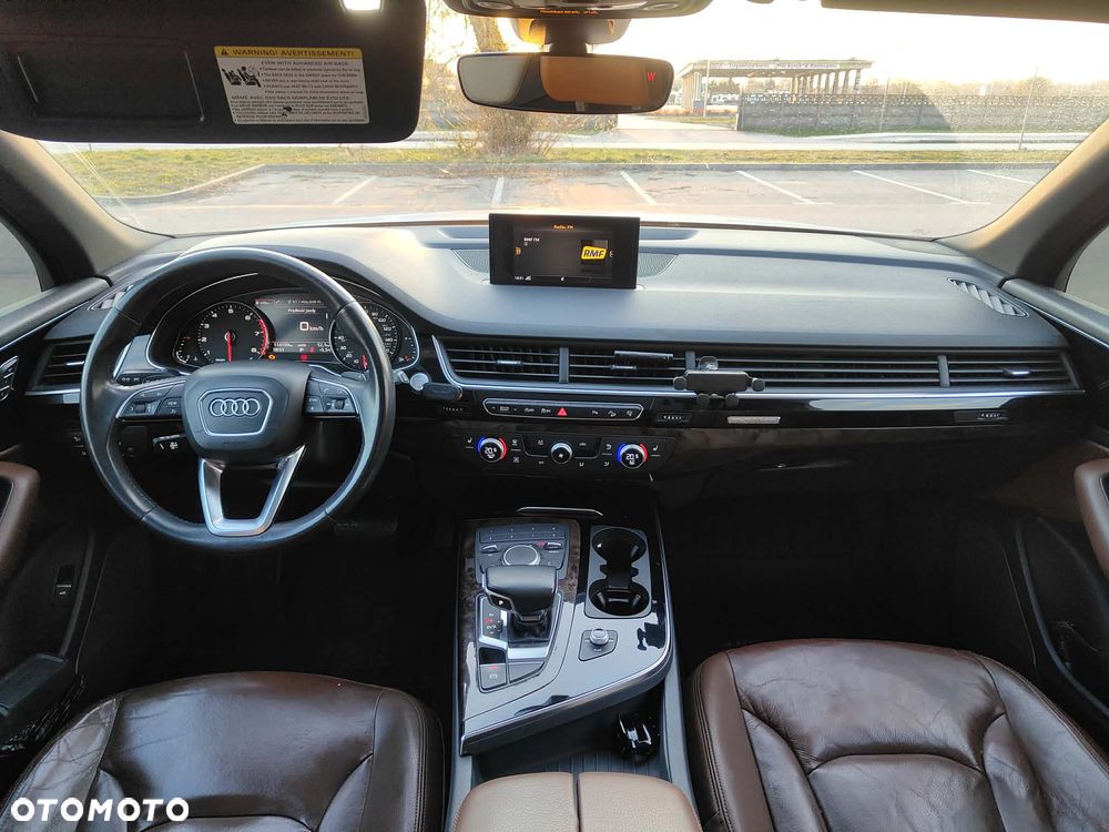Audi Q7 - 8