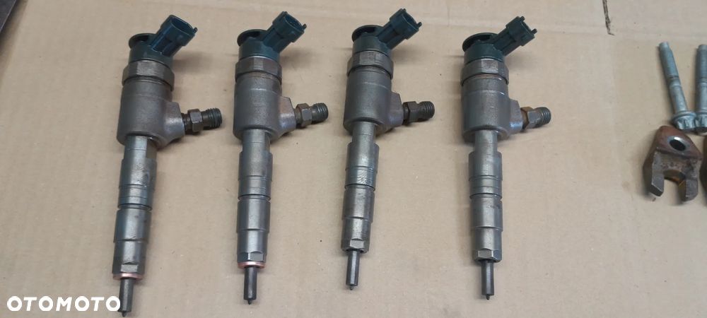 CITROEN PEUGEOT FORD 1.6 HDI E-HDI EHDI TDCI WTRYSK WTRYSKIWACZ - 1