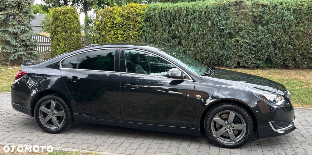 Opel Insignia 2.0 T Cosmo S&S - 25