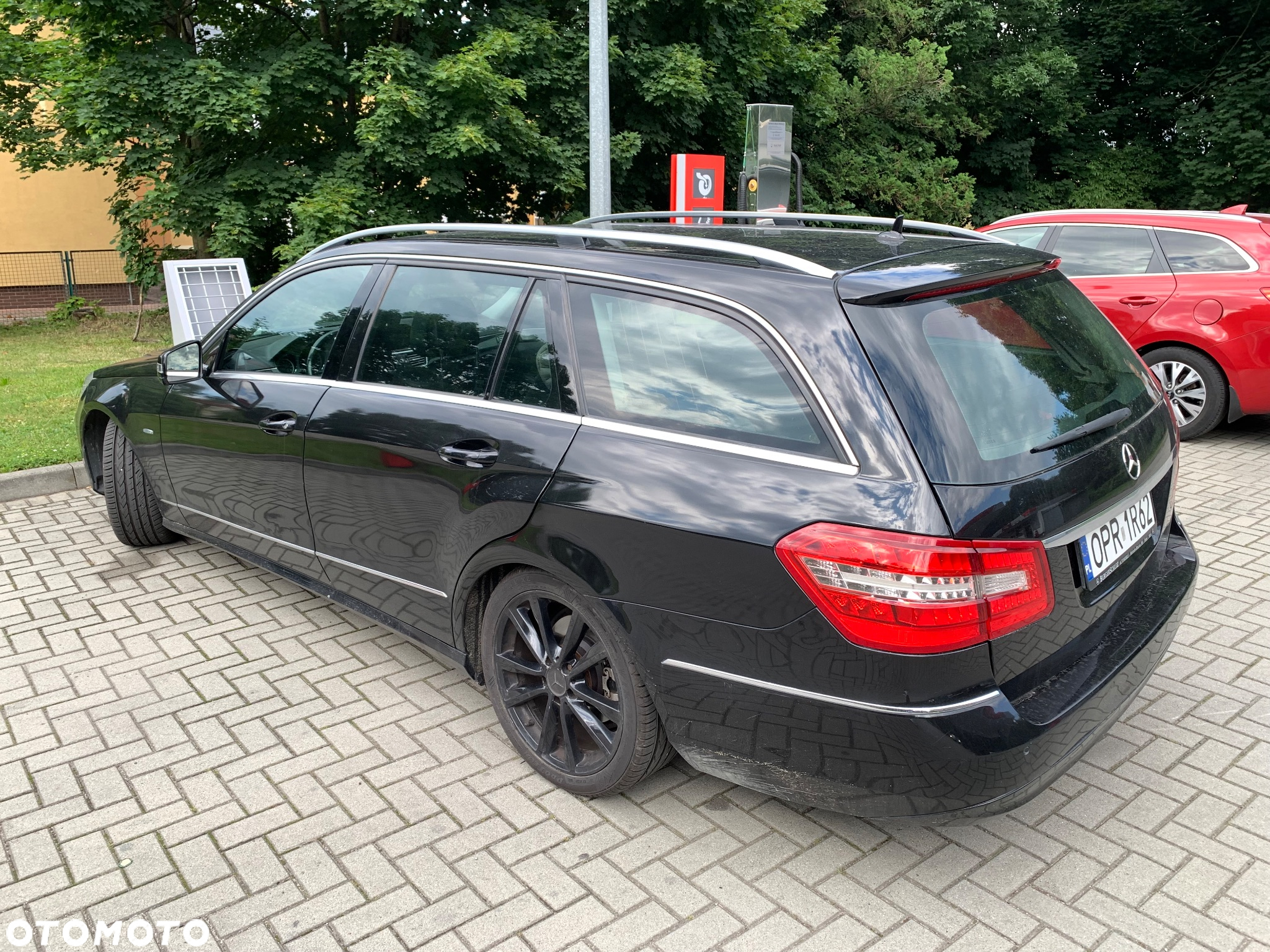 Mercedes-Benz Klasa E 250 T CDI DPF BlueEFFICIENCY 7G-TRONIC Avantgarde - 6