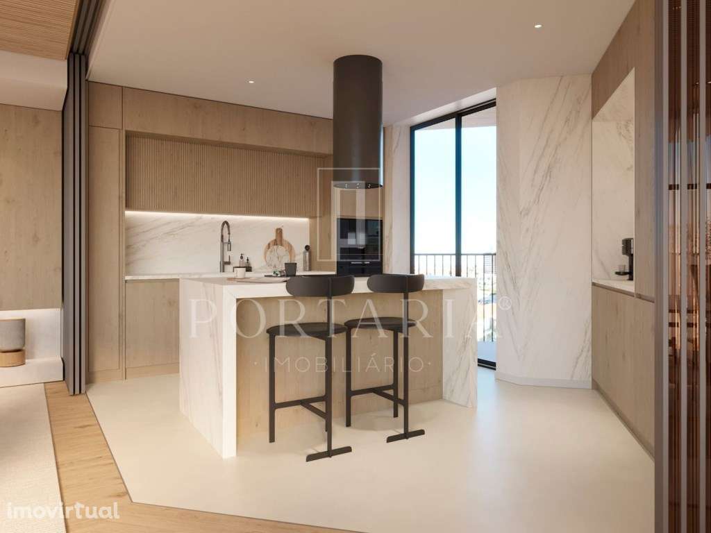 Penthouse com piscina no centro de Aveiro - Grande imagem: 2/35