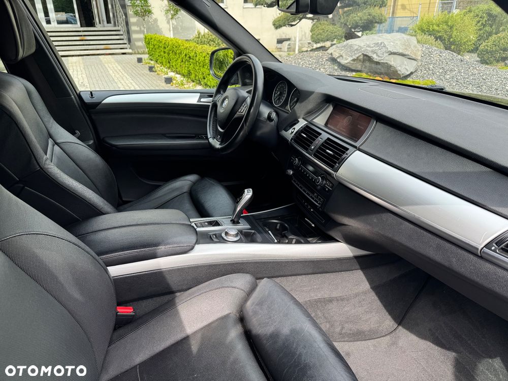 BMW X5 3.0sd xDrive - 12