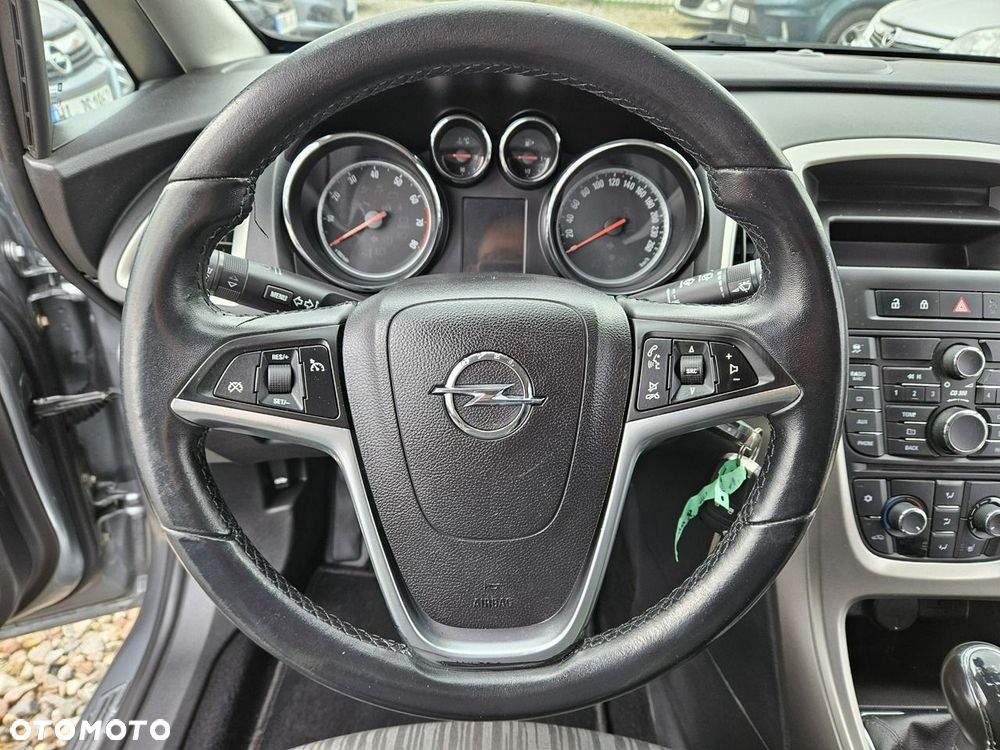 Opel Astra - 16