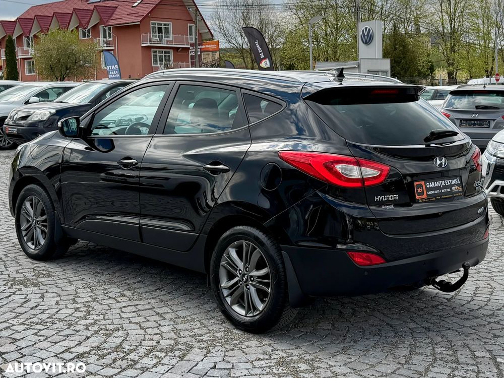 Hyundai ix35 2.0 CRDI 4WD Automatik Fifa World Cup Gold Edition - 4