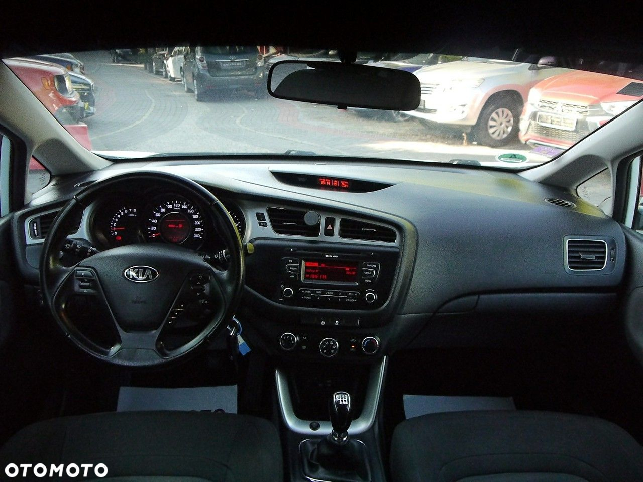 Kia Ceed 1.6 GDI Spirit - 17