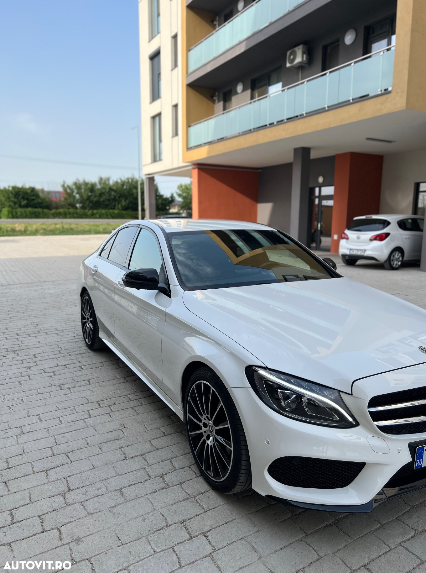 Mercedes-Benz C 400 4MATIC Aut. - 6