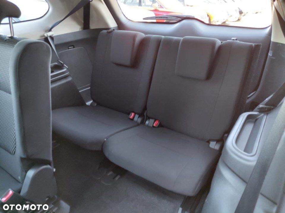 Mitsubishi Outlander - 15