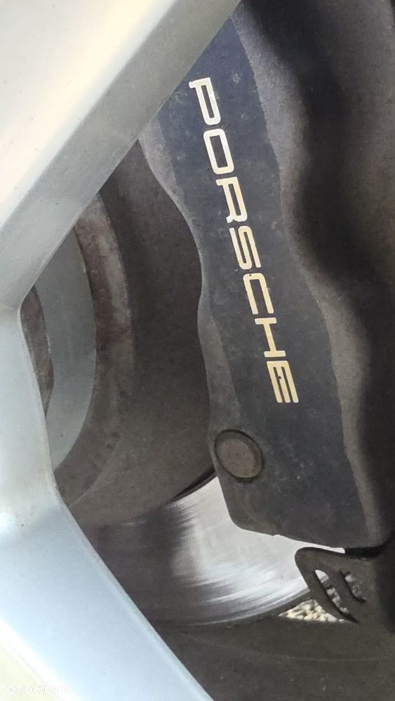 Porsche Cayenne - 20