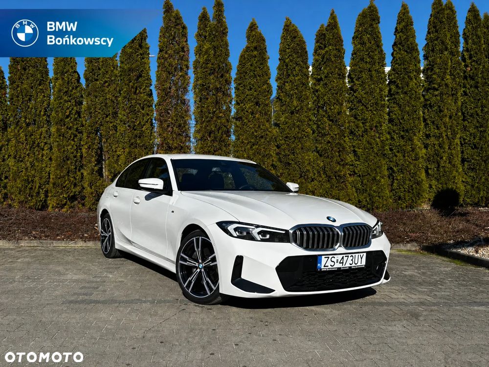 BMW Seria 3 330i xDrive M Sport - 3