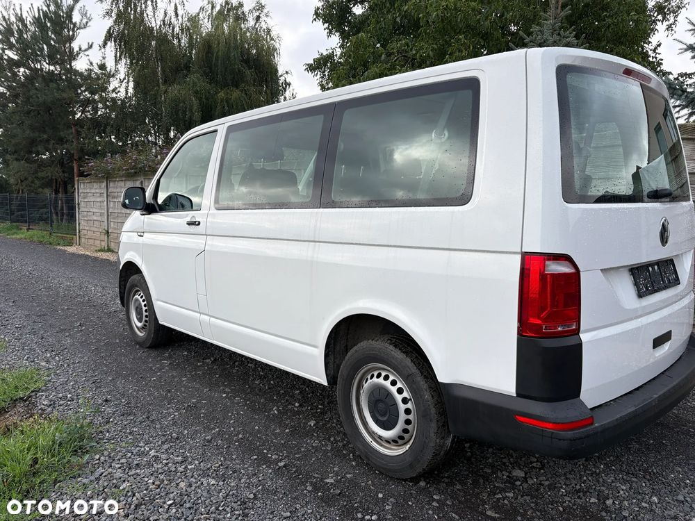 Volkswagen Transporter - 9