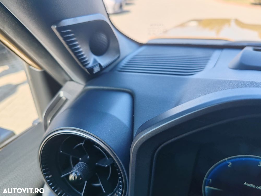 Toyota Land Cruiser - 17