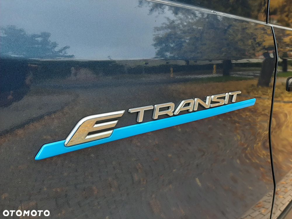 Ford Transit - 38