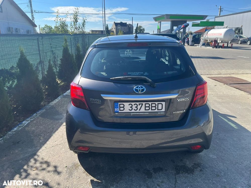 Toyota Yaris ver-1-5-vvt--i-hsd-luna - 7