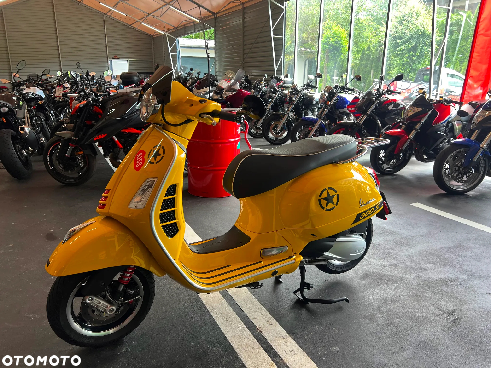 Piaggio Vespa - 21
