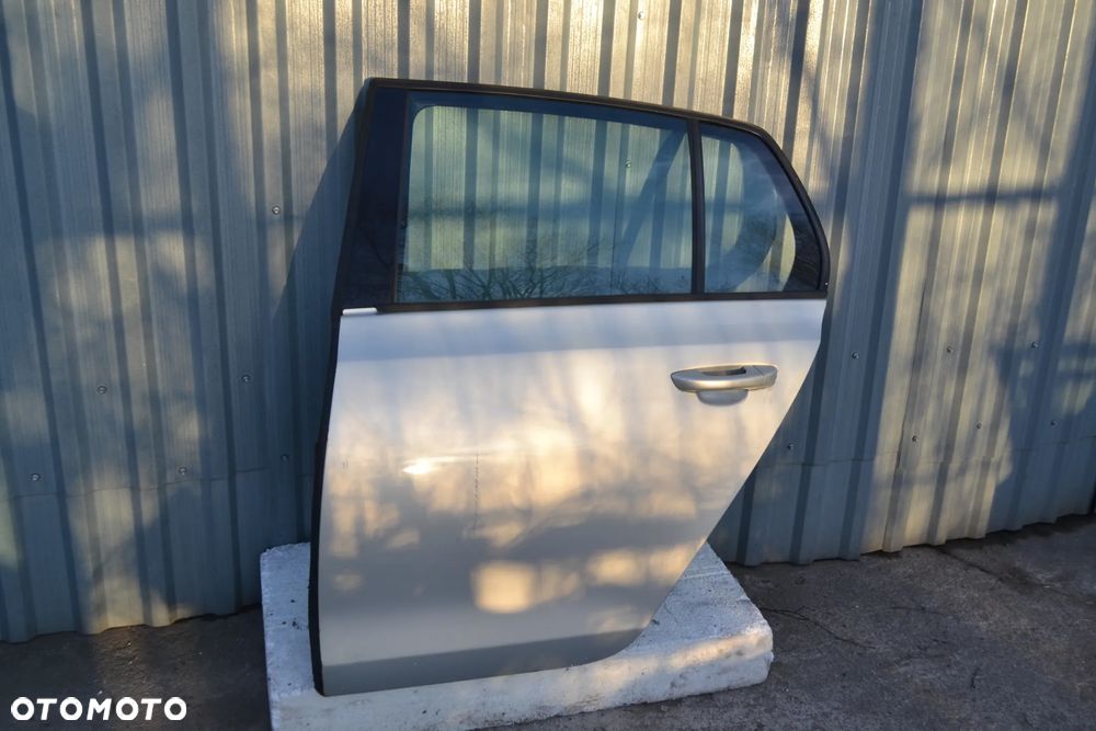 VW GOLF VI HB DRZWI TYŁ TYLNE LEWE KOMPLETNE POMORSKIE - 2