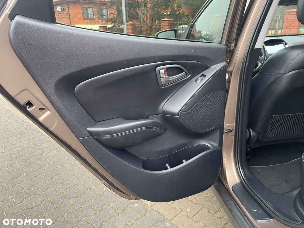 Hyundai ix35 - 13