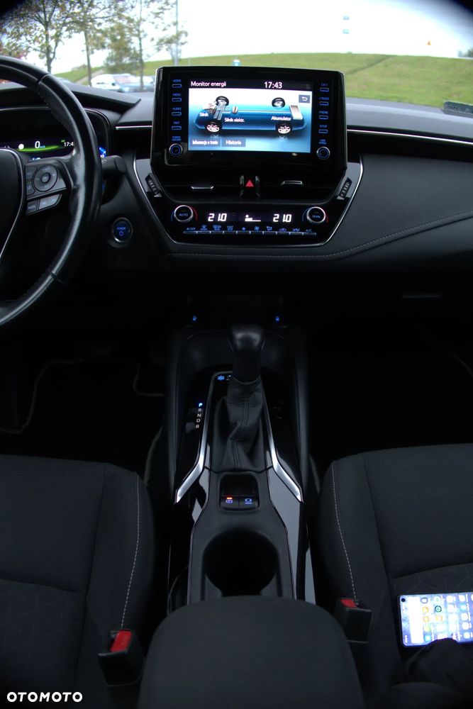 Toyota Corolla 1.8 Hybrid Comfort - 17