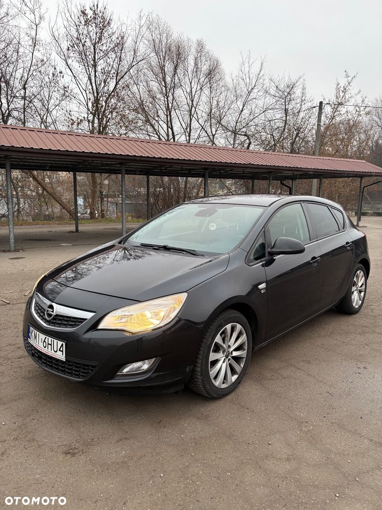 Opel Astra 1.4 Turbo - 1