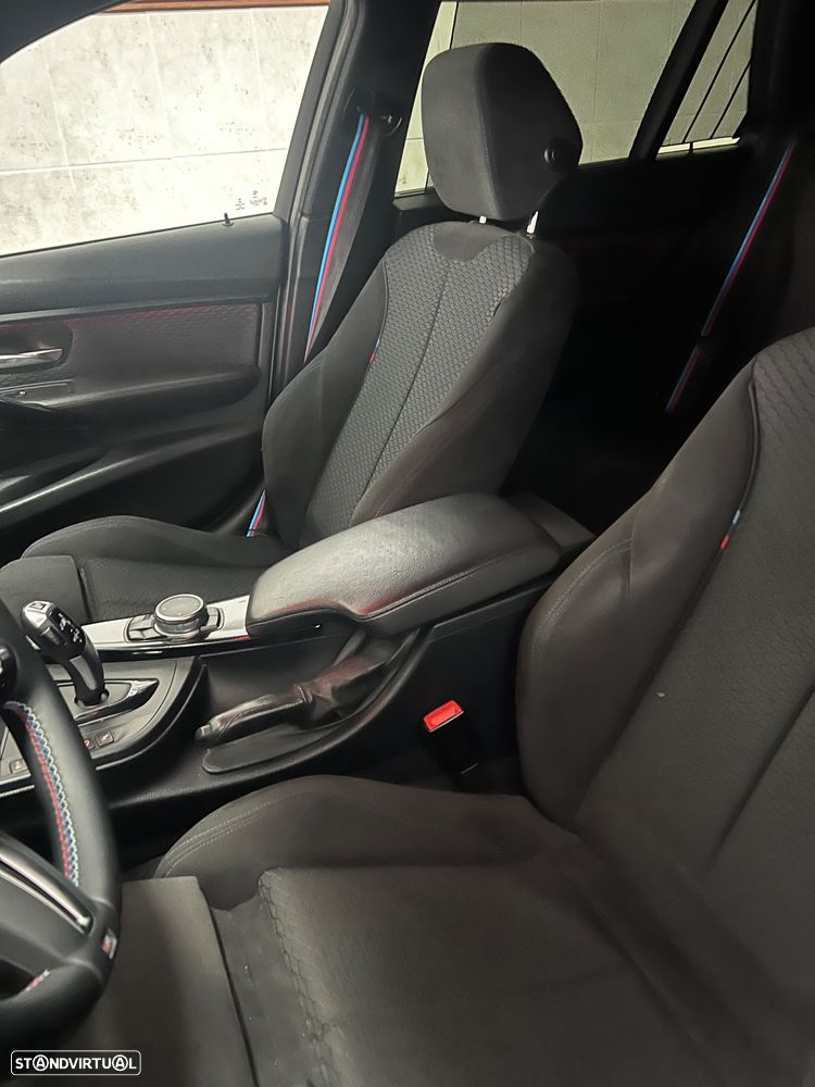 BMW 320 d Auto Pack M - 8