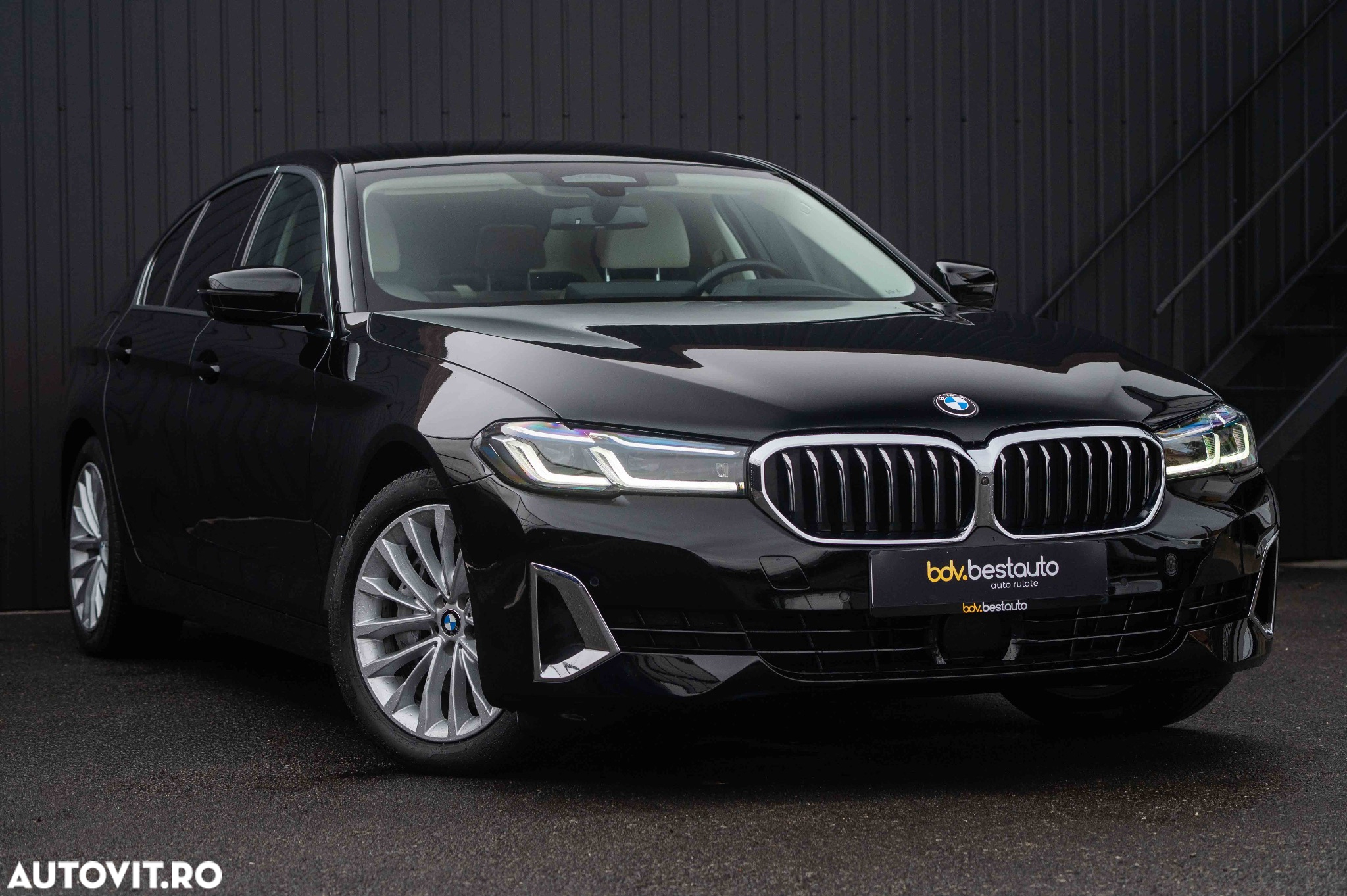 BMW Seria 5 545e xDrive AT PHEV - 39