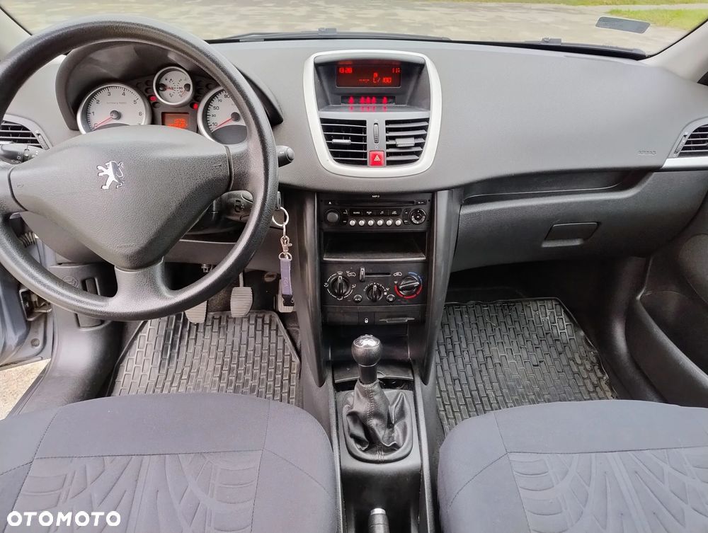 Peugeot 207 1.4 U Move - 16