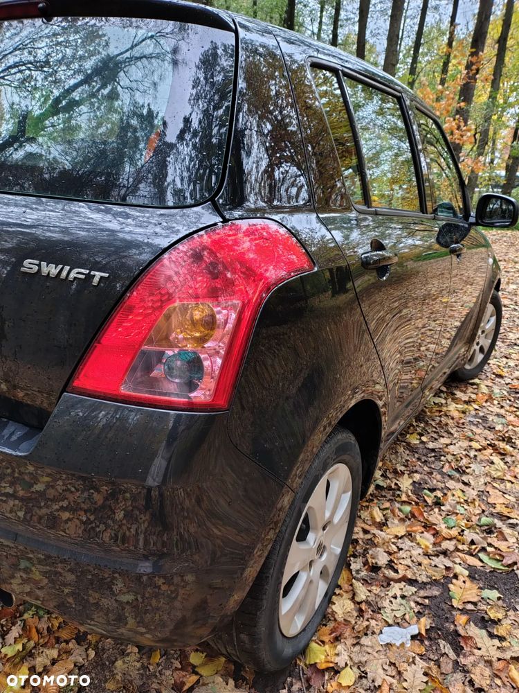 Suzuki Swift 1.3 DDiS GLX / Comfort - 7
