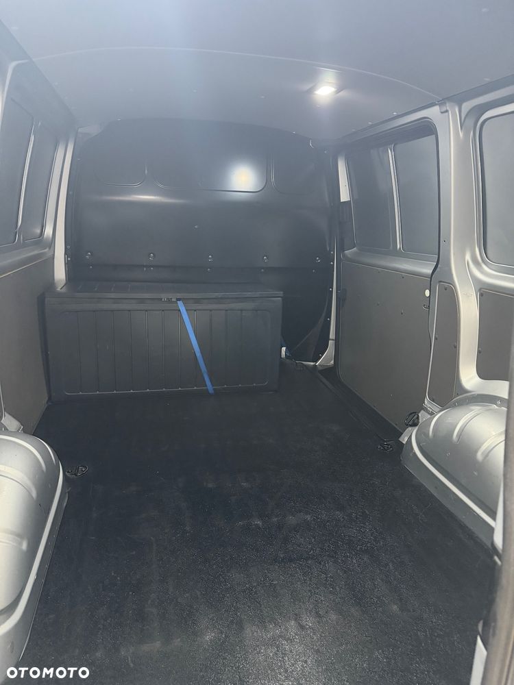 Volkswagen transporter - 24