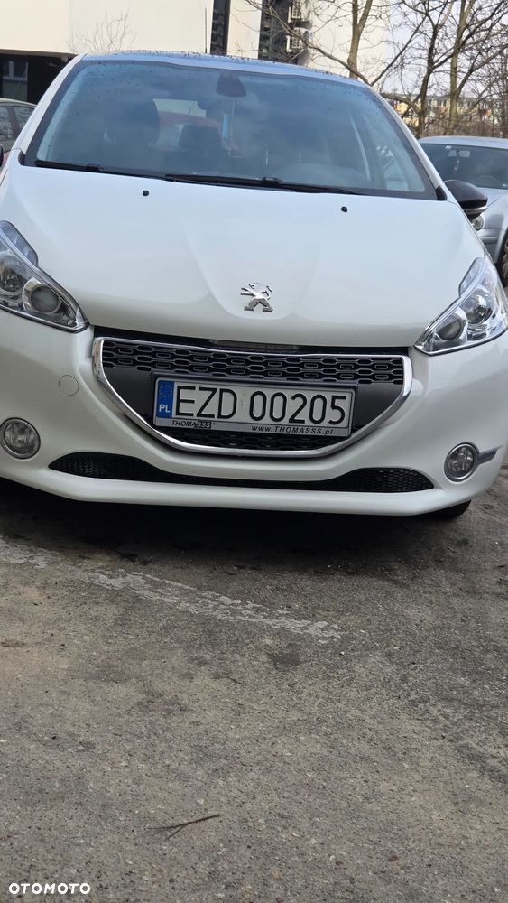 Peugeot 208 82 VTI Allure - 8