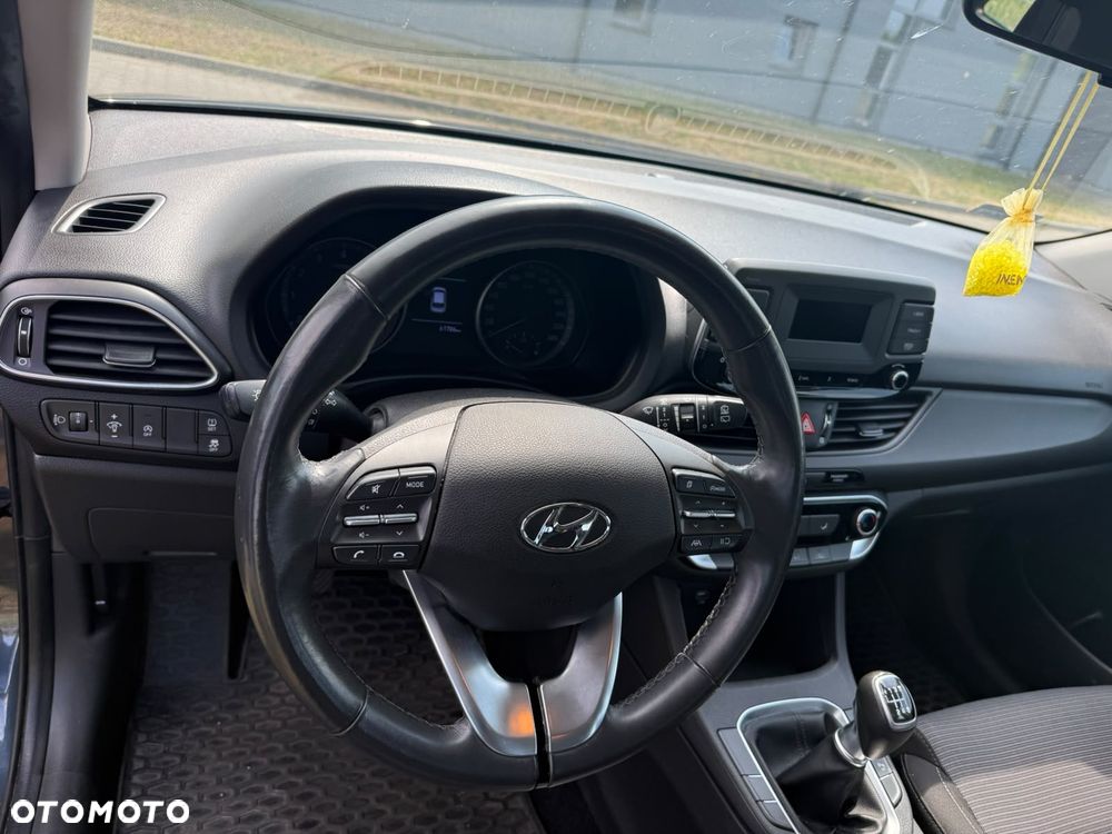 Hyundai i30 1.5 DPI Smart - 5