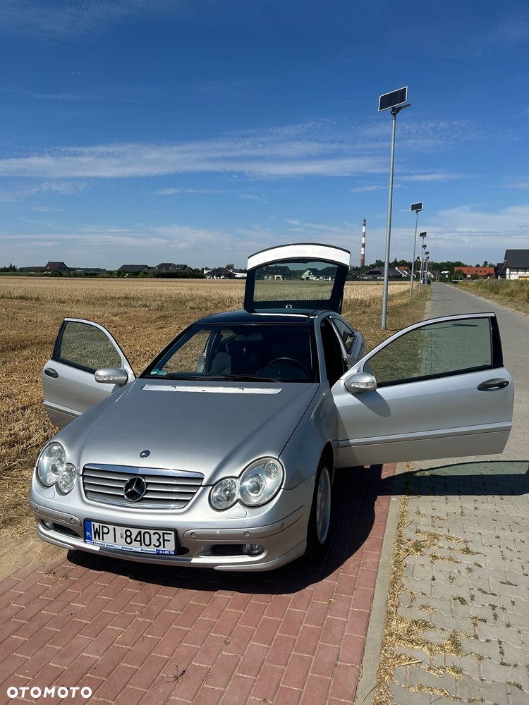 Mercedes-Benz Klasa C 180 Kompressor Automatik - 2