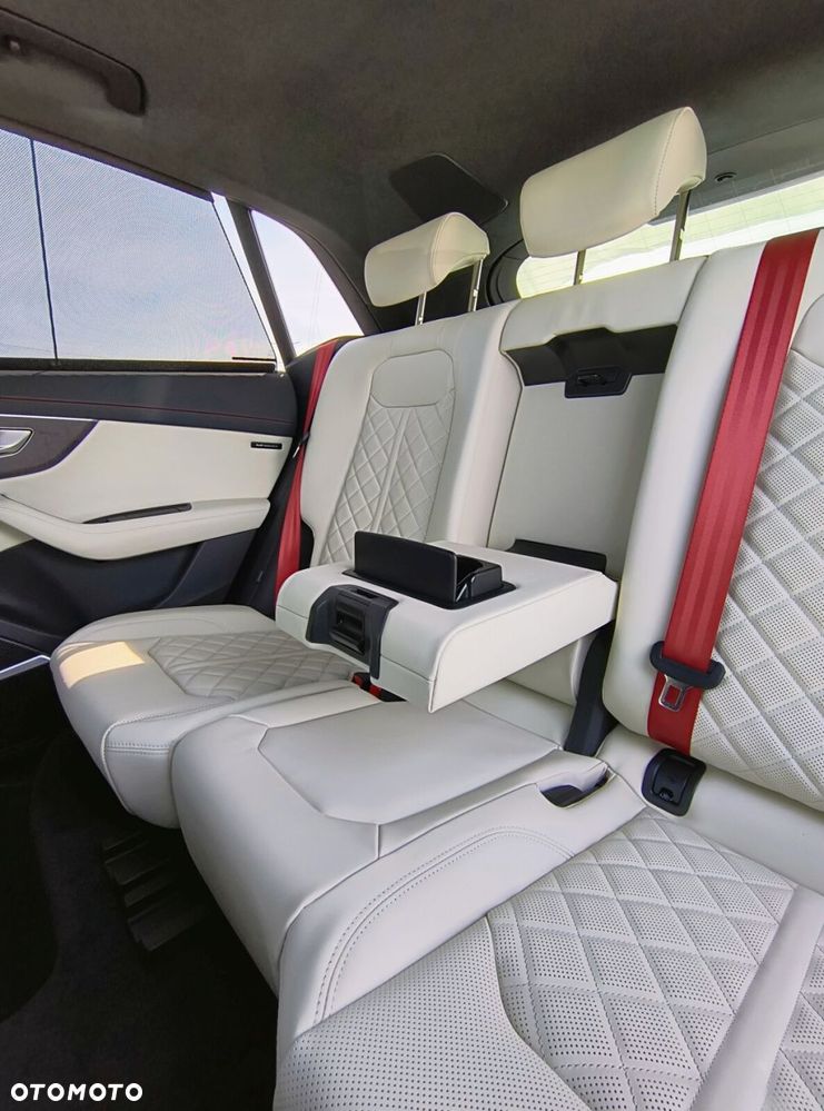 Audi Q8 - 36