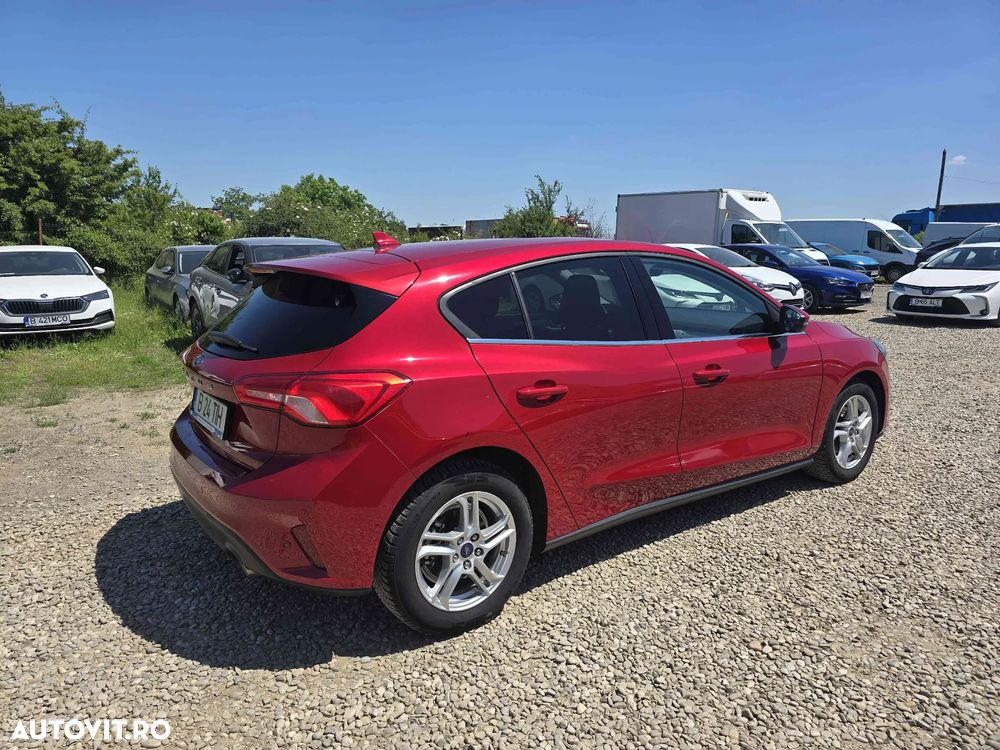 Ford Focus - 4