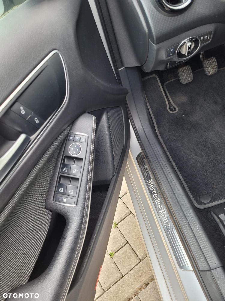 Mercedes-Benz Klasa A 180 (BlueEFFICIENCY) Style - 15