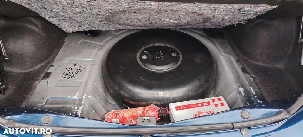 Dacia Logan 1.0 SCe Prestige - 8