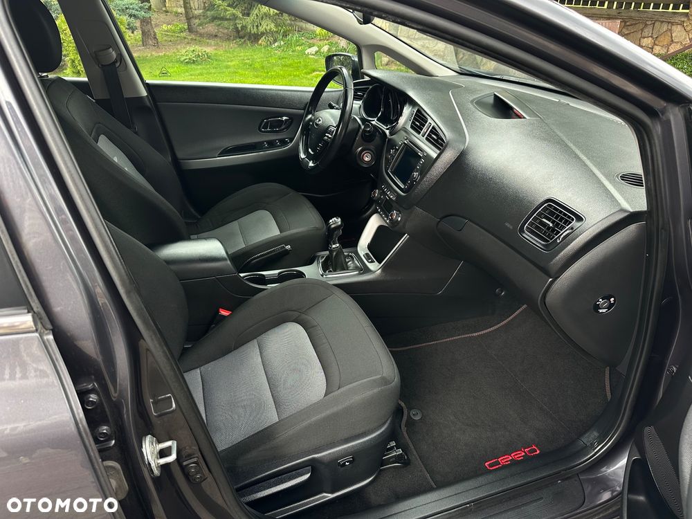 Kia Ceed 1.4 CVVT Vision - 16