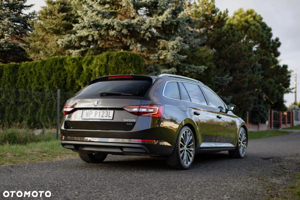Skoda Superb 2.0 TDI 4x4 L&K DSG - 3