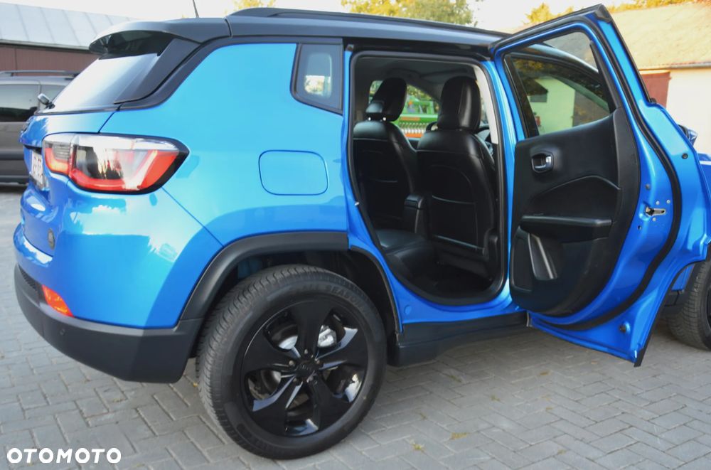 Jeep Compass - 31